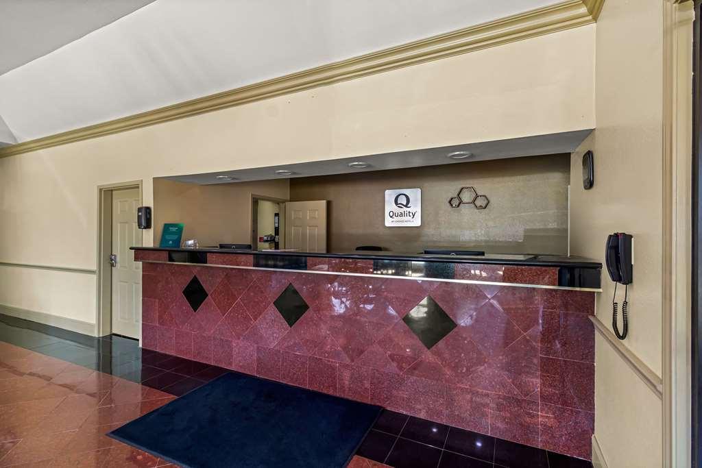 Quality Inn Bay City Tx Interior photo